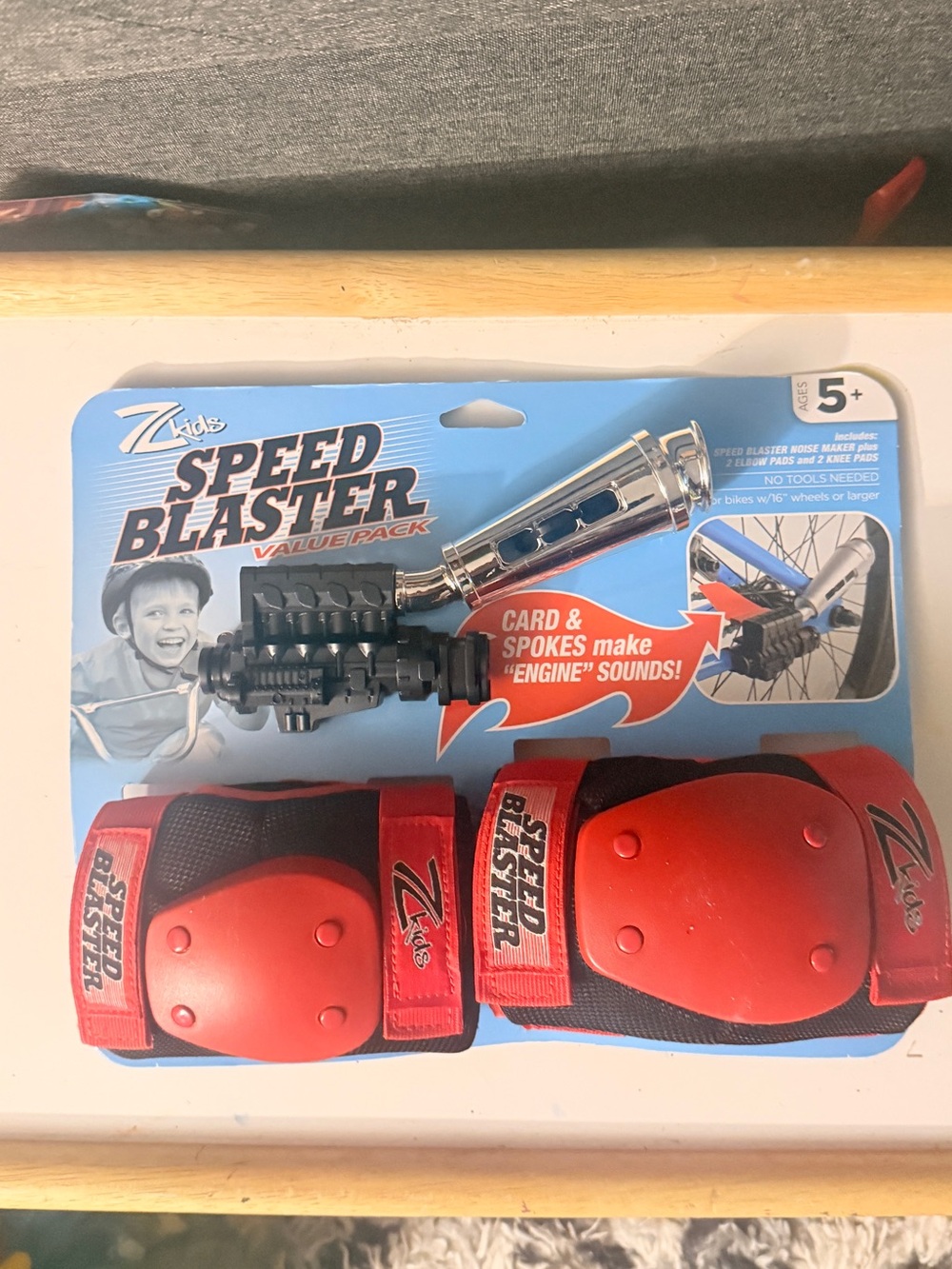 Z-Kids Speed Blaster Noise Maker Elbow Knee Pads Pack NEW Toys Games Kids Bikes